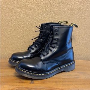 Dr. Martens 1460 Smooth Boots